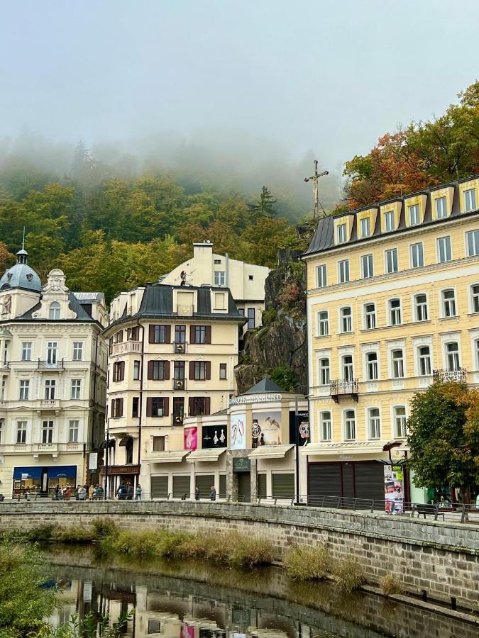 Hotel Zlaty Sloup à Karlovy Vary Extérieur photo