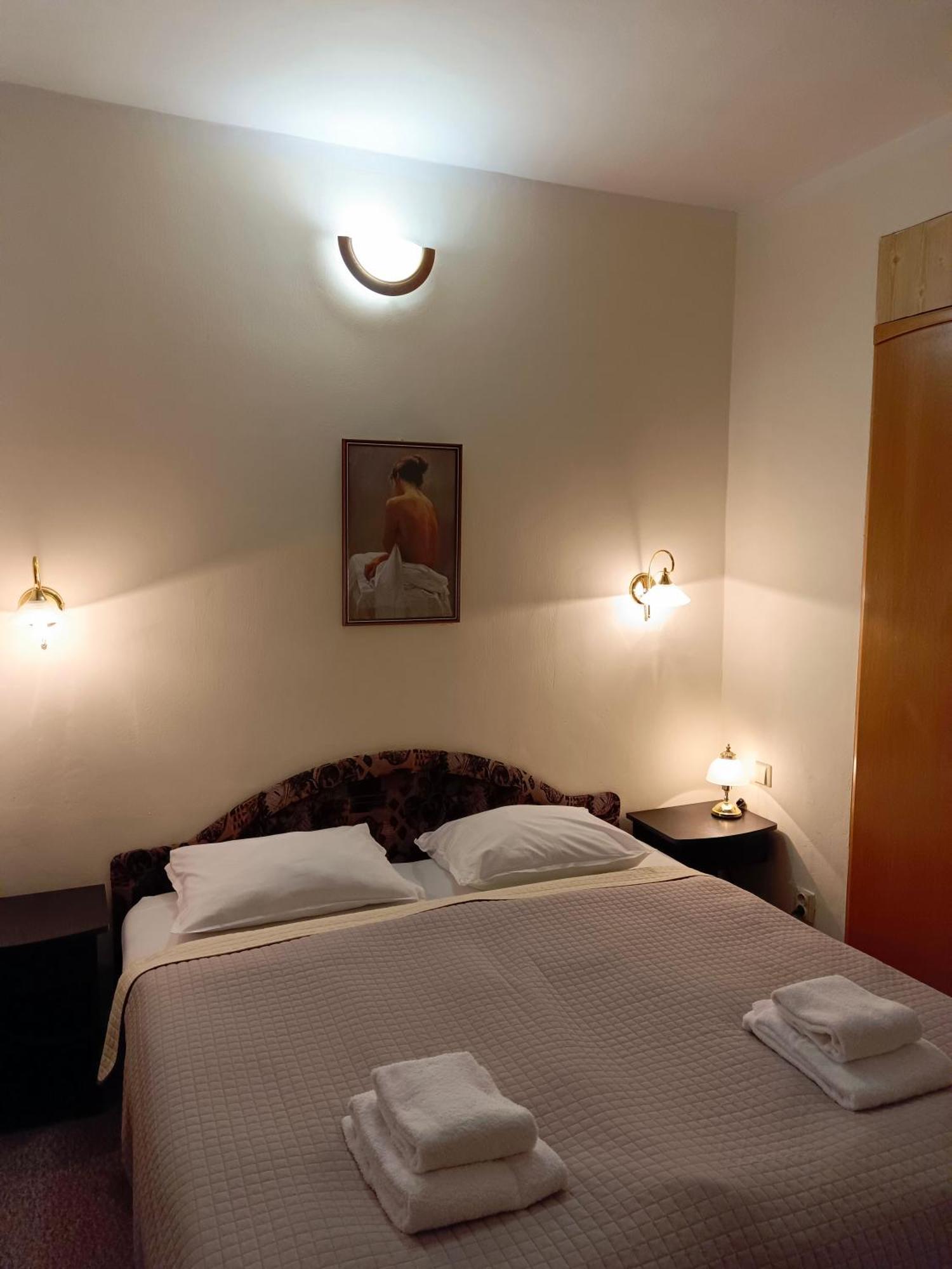 Hotel Zlaty Sloup à Karlovy Vary Extérieur photo