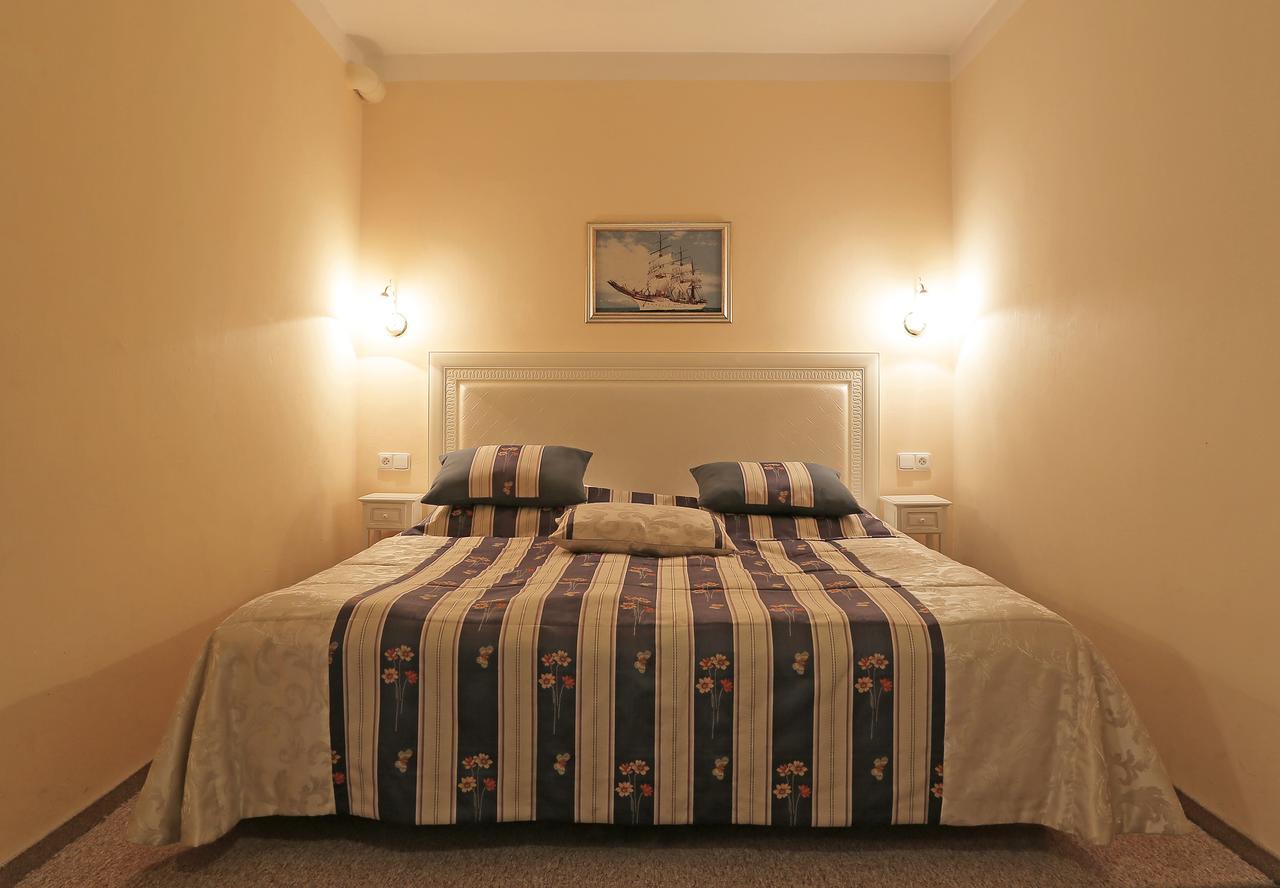 Hotel Zlaty Sloup à Karlovy Vary Extérieur photo