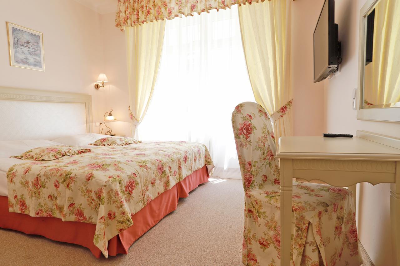 Hotel Zlaty Sloup à Karlovy Vary Extérieur photo