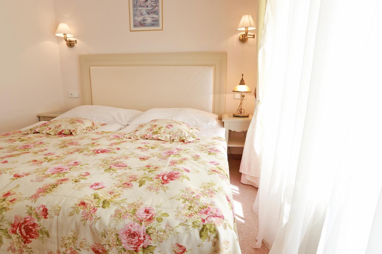 Hotel Zlaty Sloup à Karlovy Vary Extérieur photo